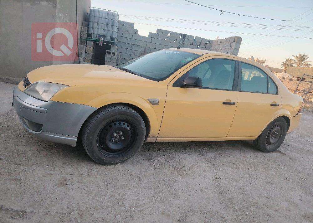 فورد مونديو